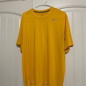 Men’s Dri Fit Shirt XL